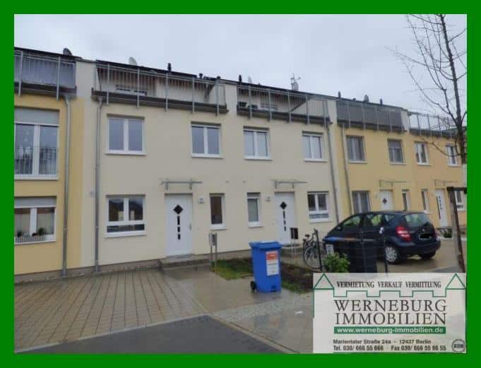 Neuwertiges Reihenhaus auf 3 Etagen, ruhig gelegen & doch zentral!***EBK***Fußbodenh.***Terrasse***Stellplatz***