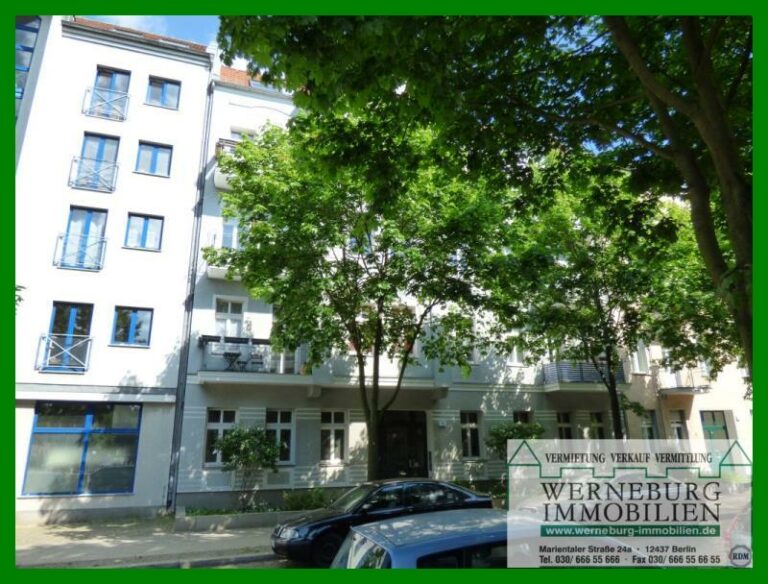 Gemütliche Dachgeschosswohnung zu vermieten!
***Wannenbad***