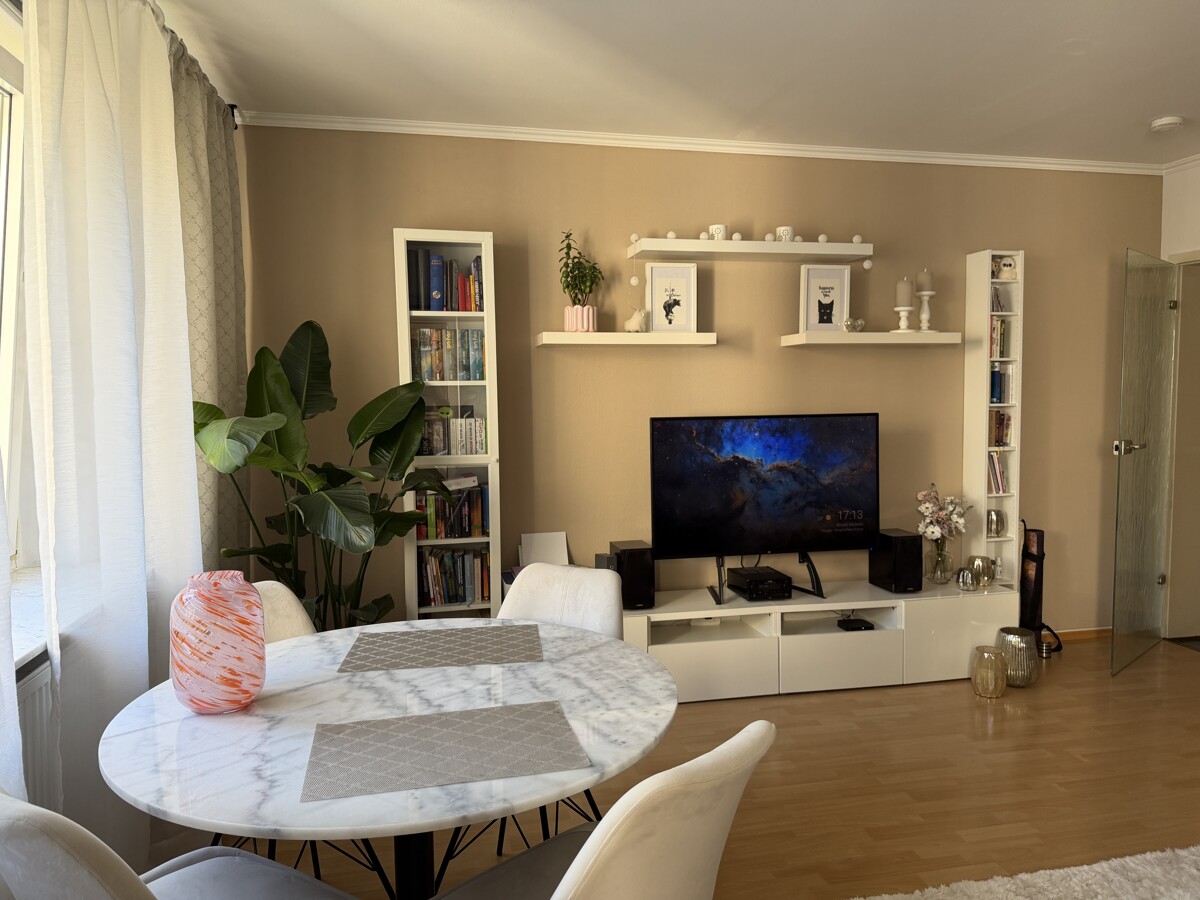 Helle 2-Zimmer-Wohnung mit Balkon und Einbauküche in ruhiger Wohnlage ***Duschbad***Laminat*** - Photo 3