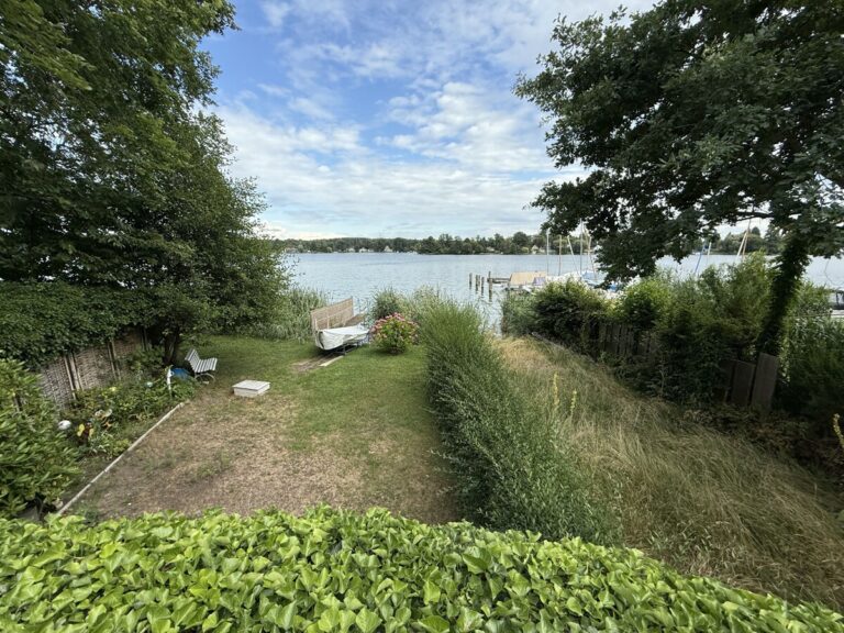 Attraktives Baugrundstück in Wassernähe von Berlin-Schmöckwitz (Rauchfangswerder)