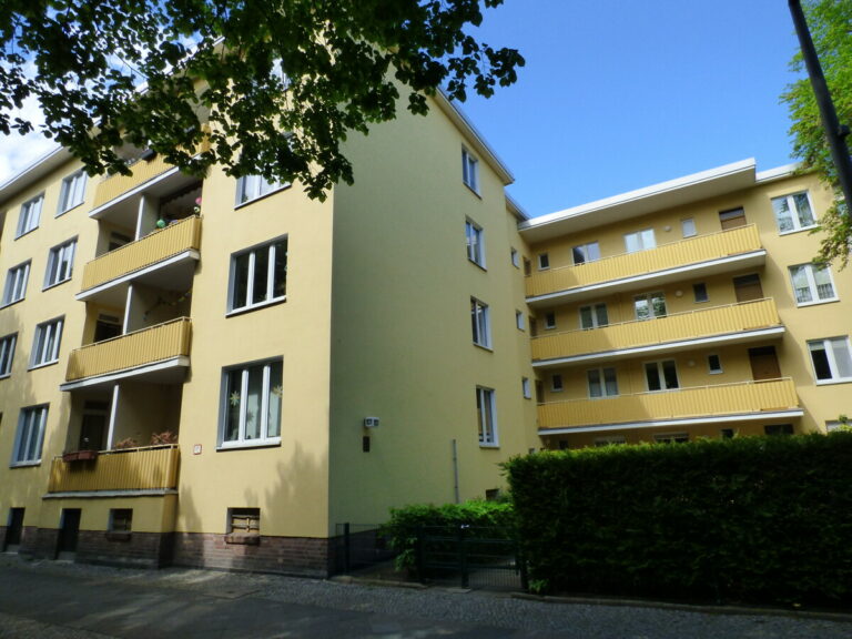 Helle Wohnung mit Balkon, nahe dem Volkspark Schönholzer Heide ***Laminat***Tageslichtbad****