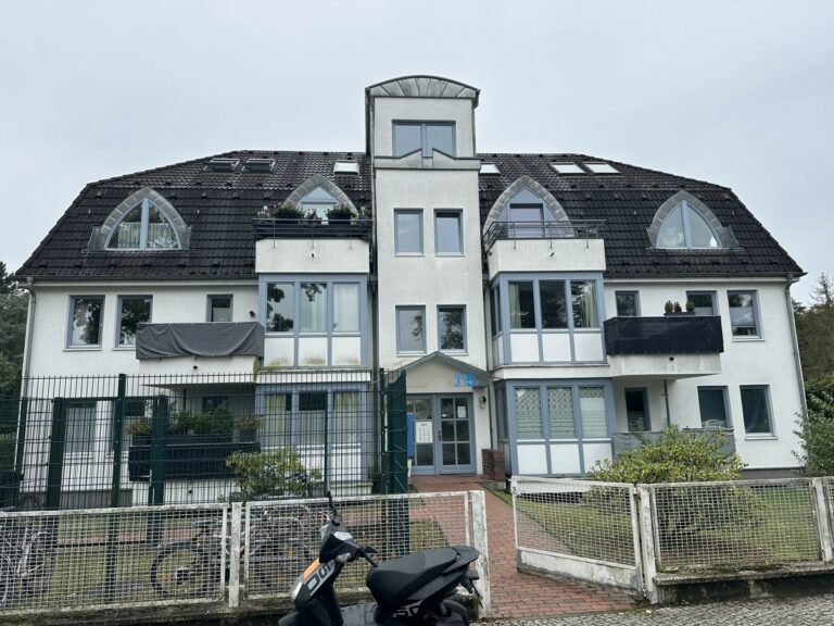 Vermietete Single-Wohnung in Heiligensee, nahe dem Berliner Stadtforst ***Laminat***EBK***