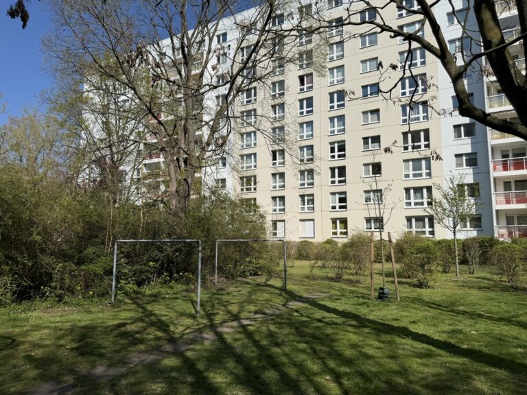 Sonnige Wohnung mit Fahrstuhl, in zentraler Wohnlage ***Duschbad***Bezugsfrei 08/26***