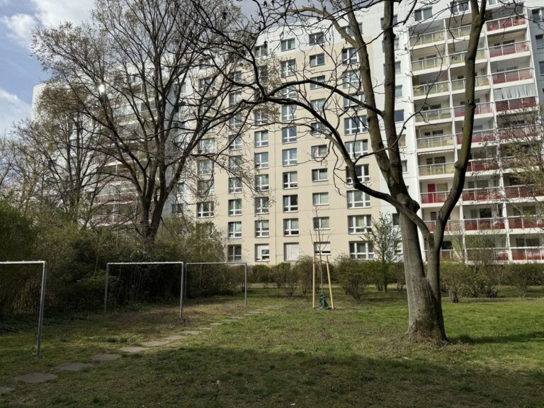 „Kapitalanleger aufgepasst“- Sonnige Balkon-Wohnung in zentraler Wohnlage ***vermietet***Wannenbad***