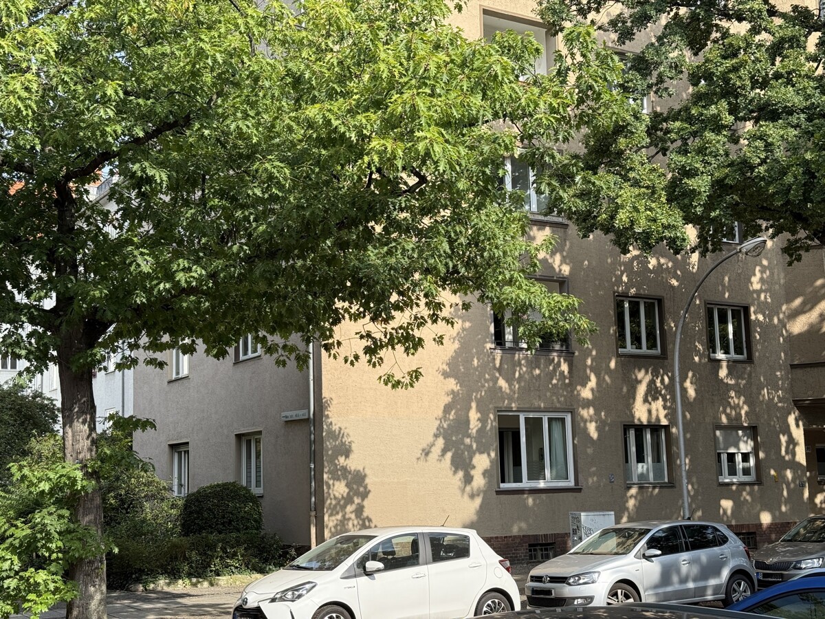 Hausansicht - Blick zur Wohnung