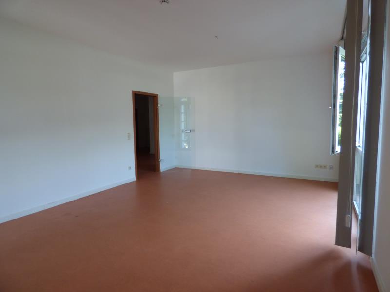 Lichtdurchflutete Wohnung in grüner Lage!! **Wannenbad**EBK** - Photo 4