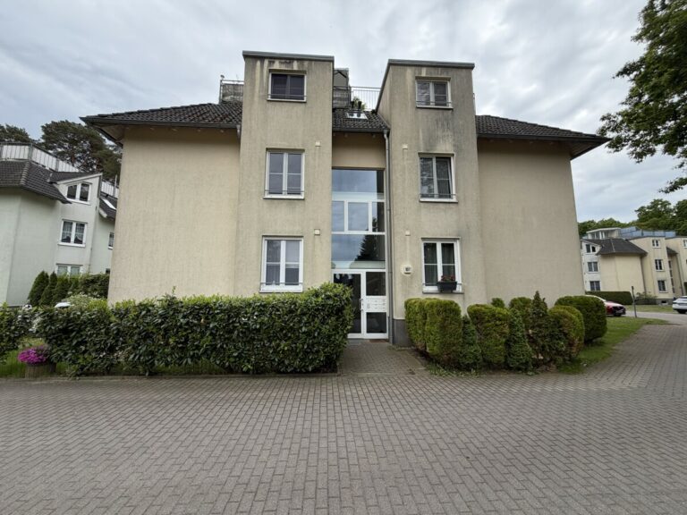 Kapitalanleger aufgepasst: Vermietete 3-Zimmer-Wohnung in grüner Wohnlage unweit der Havel