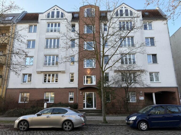 Gut vermietete Balkonwohnung in zentraler Wohnlage, unweit der WISTA