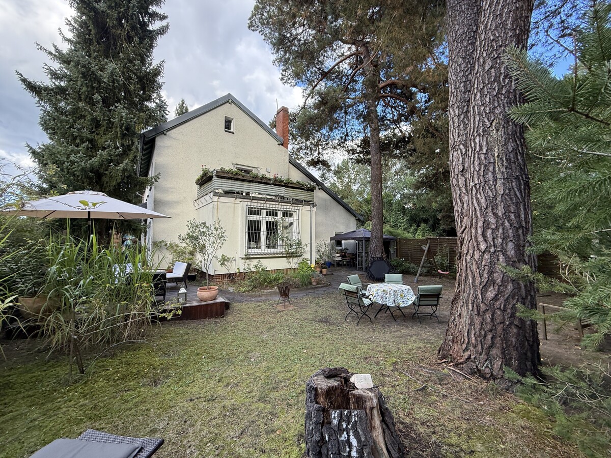 Seitenansicht - Hauptwohnung