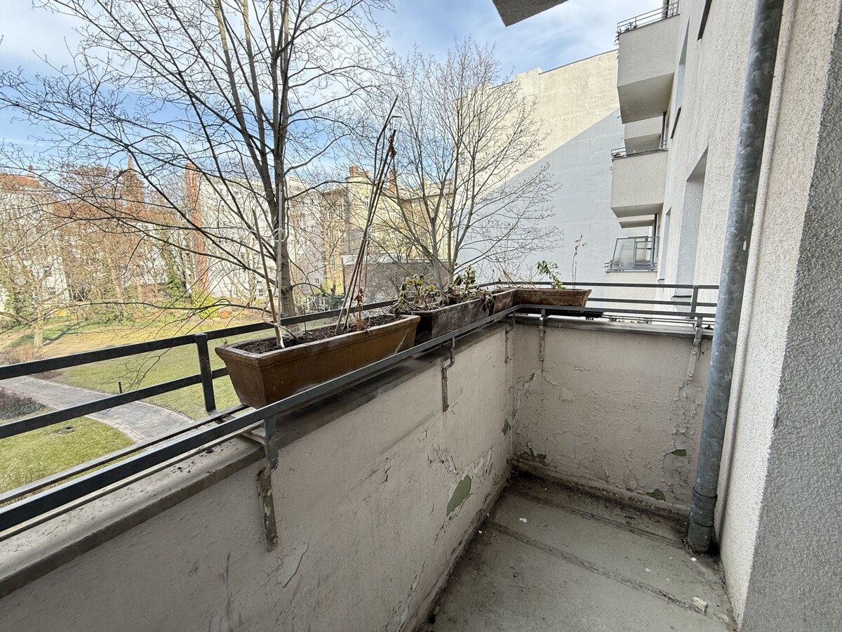 (Vergleichswohnung) Teilansicht Balkon