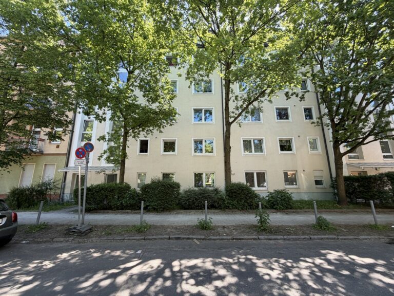 Gut vermietete Wohnung mit Wintergarten, unweit der Spree *EBK*Lift* nach Absprache bezugsfrei!