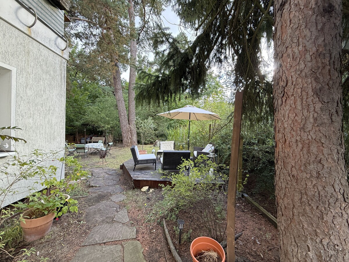 Blick zur Sitzecke - Garten